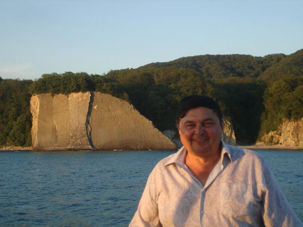 Энис Абдрашитов