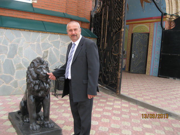 Василий Кузнецов