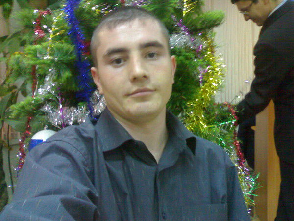 Нурбак Мирзашарипов