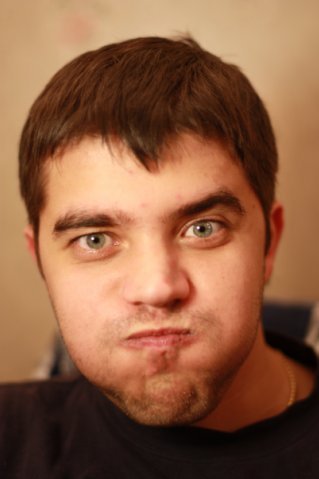 Никита Клёнов