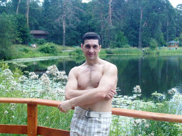 Андрей Глушков