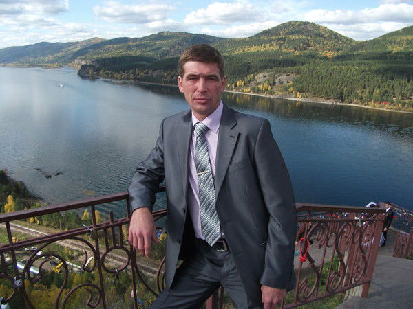 Александр Некрасов