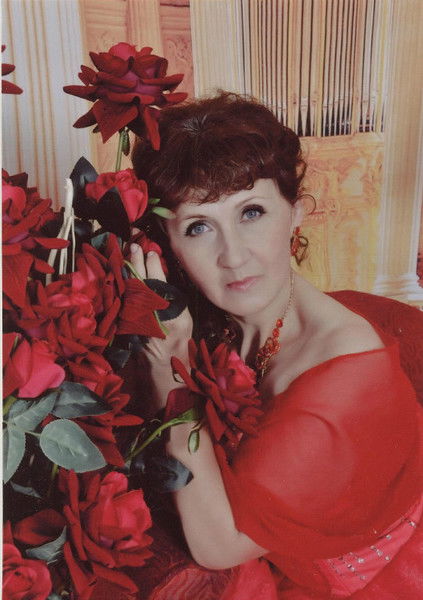 Неля Бондарь