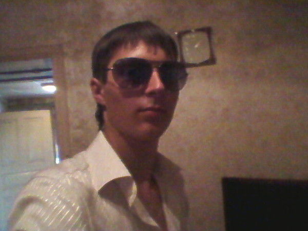 Максим Илларионов