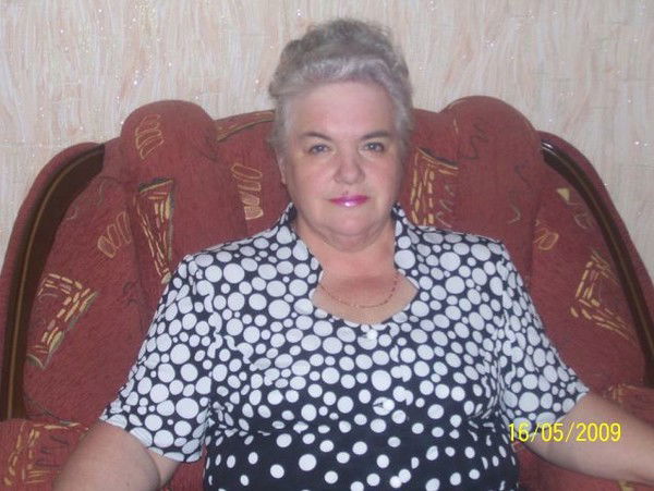 Нина Петрова