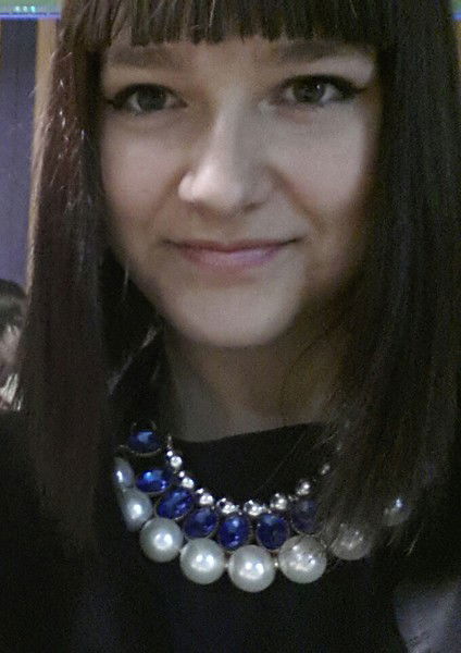 Ксюша Конева*)