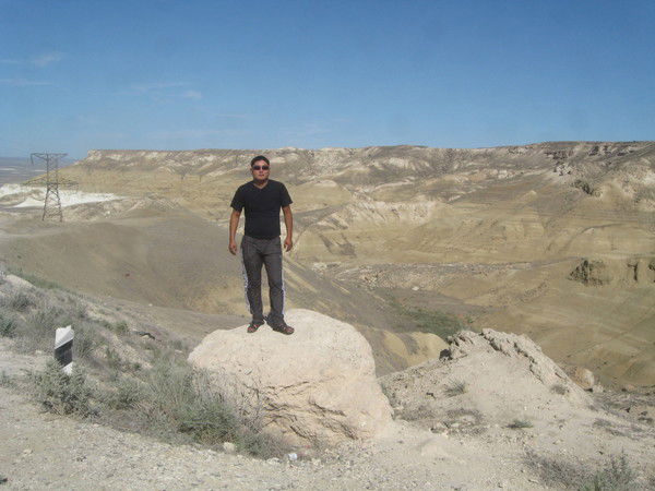 Азамат Бакбергенов