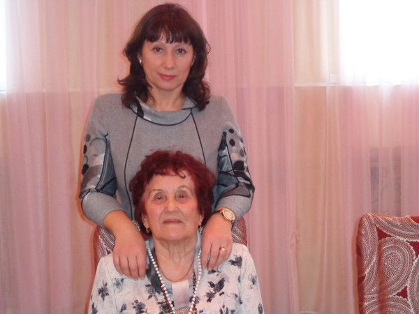 Лариса Косолапова