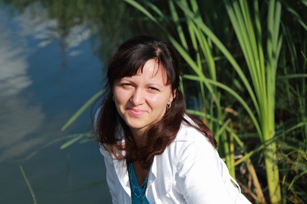 Елена Шмелева