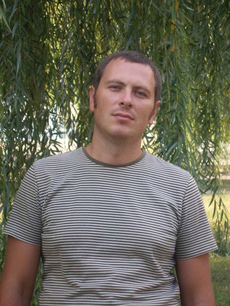 Виктор Ухов