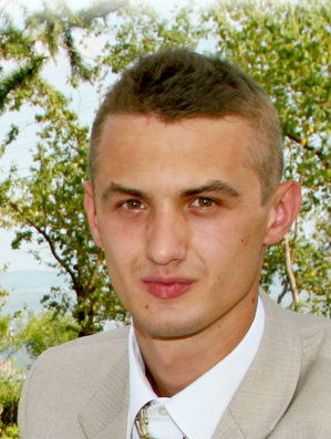 Петр Кузнецов