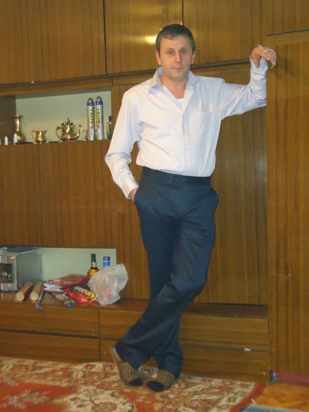 Александр Сенин