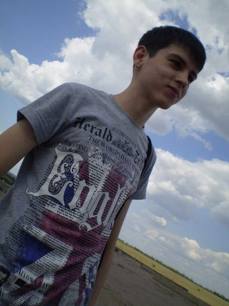 Влад Мудрик