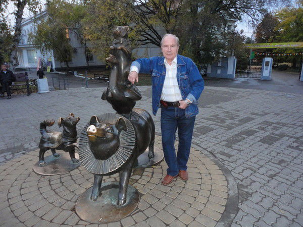 Евгений Старичков