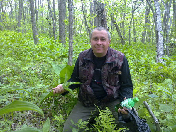 Николай Кухаренко