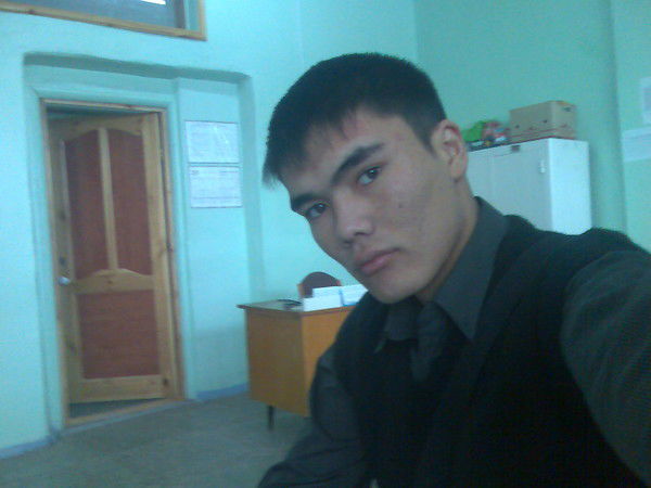 Нурик Андер