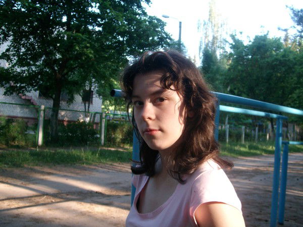 Полина Апеченок