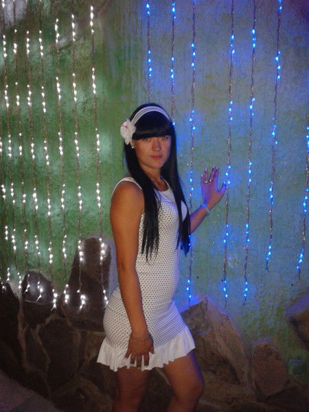 Алена Сахарова