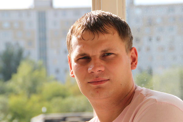 Женя Белоусов