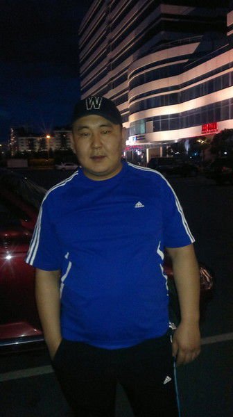 Данияр Дузбаев