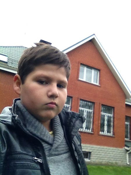 Роман Онкес