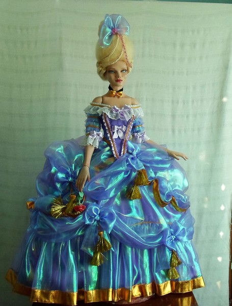 Неизвестно Неизвестно