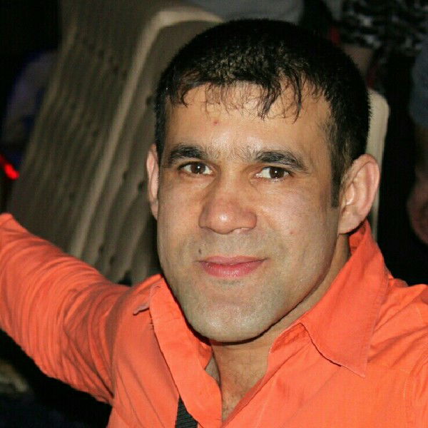 Нодир Тураев