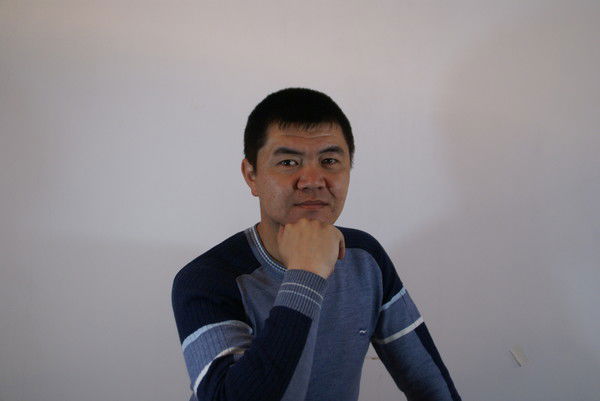 Айбек Чомоев