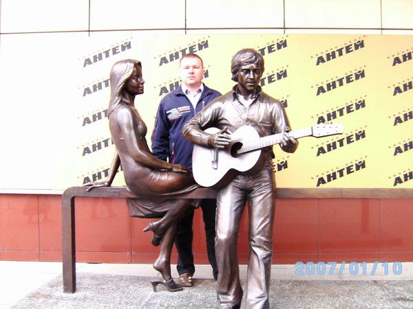 Юрий Макаров