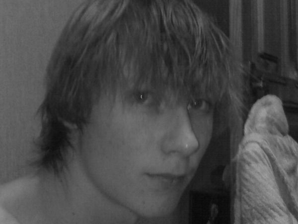 Дмитрий Бобровский