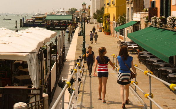 Маша Попель