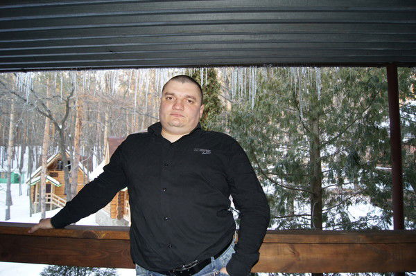 Юрий Ефремов