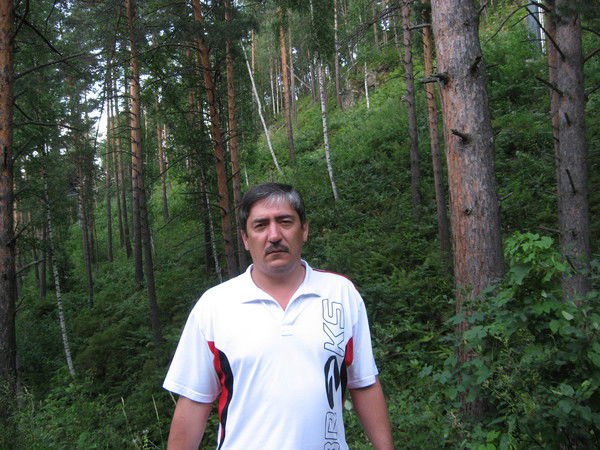 Артур Салахутдинов