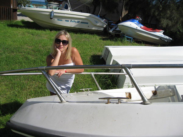 Иришка Македонова