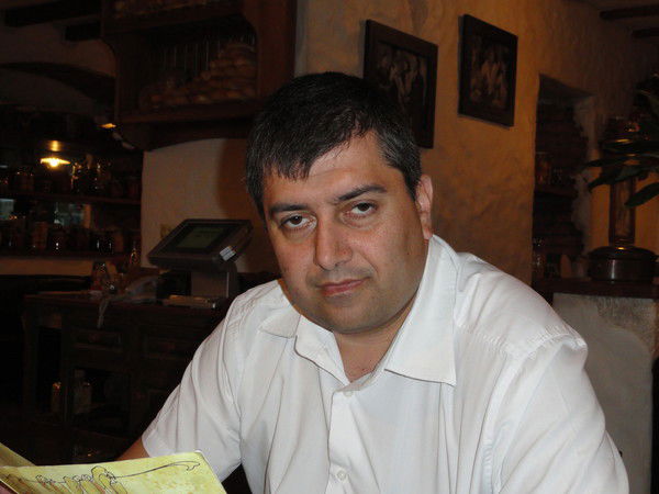 Владислав Плукчи