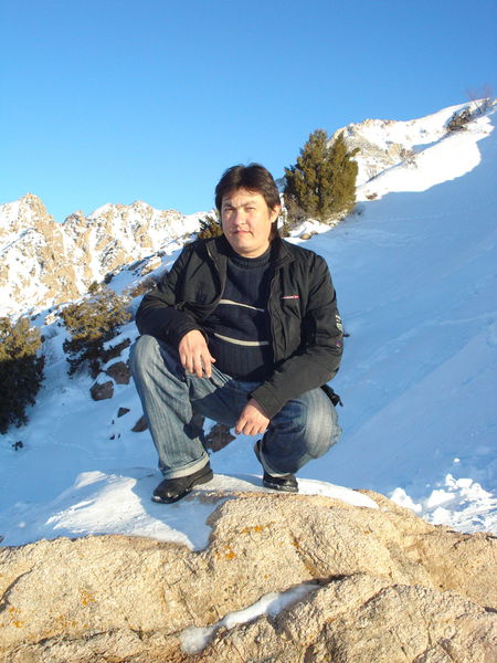 Собиржон Худояров