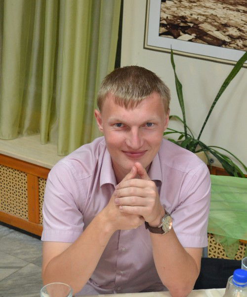 Александр Черников