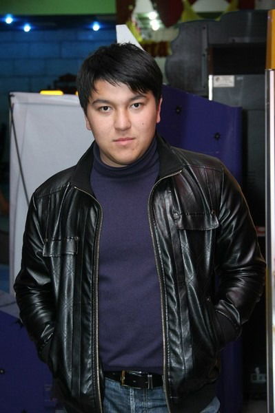 Данияр Умиралиев