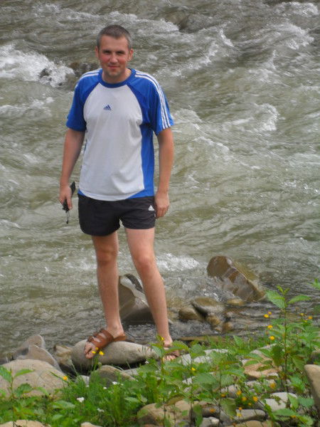 Руслан Костащук