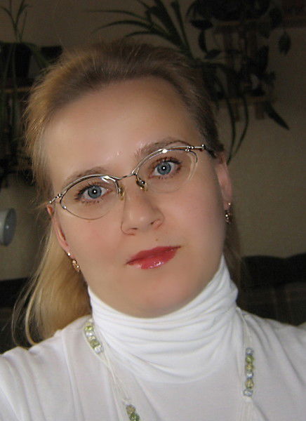 Елена Серак