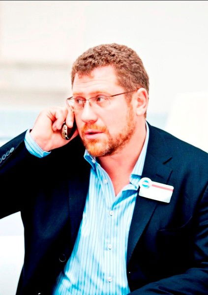 Павел Комаров