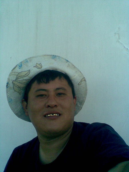 Ильяс Менжею