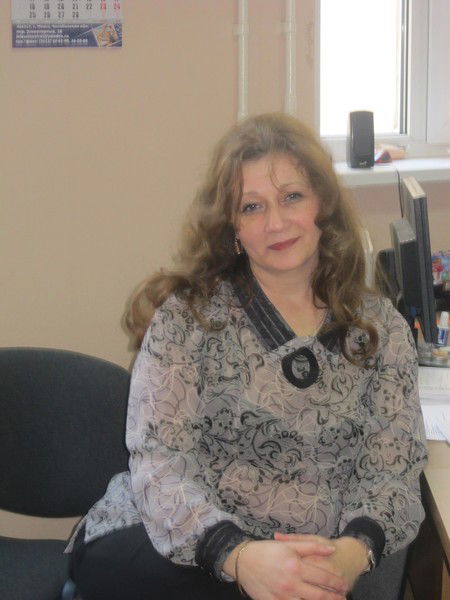 Елена Гусарова