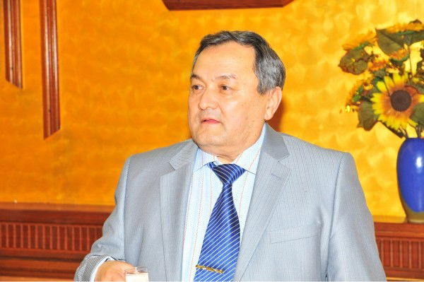 Торехан Карлиханов