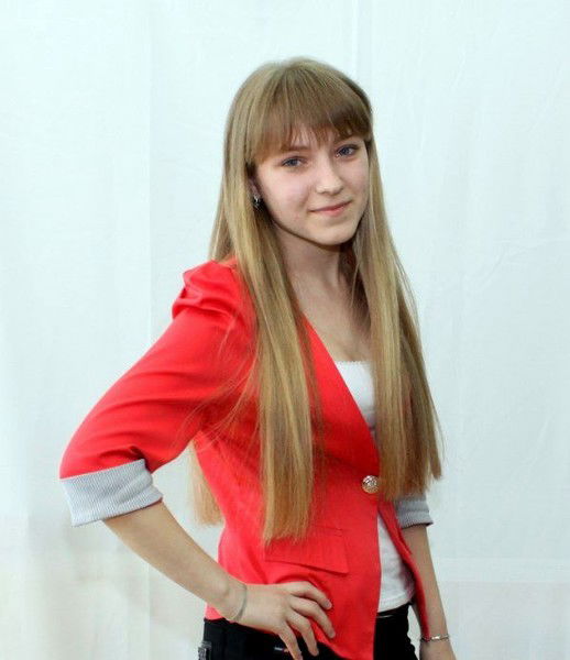 Александра Карелина