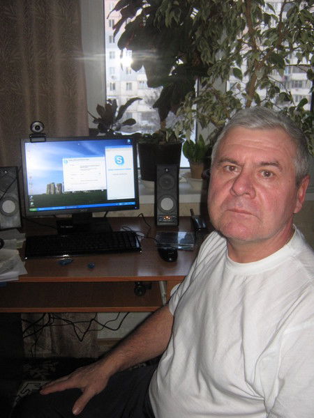 Анатолий Иванов