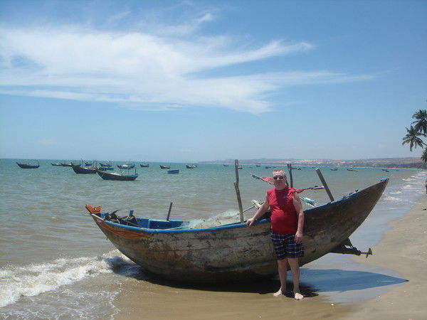 Александр Жура