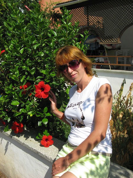 Таня Нежная