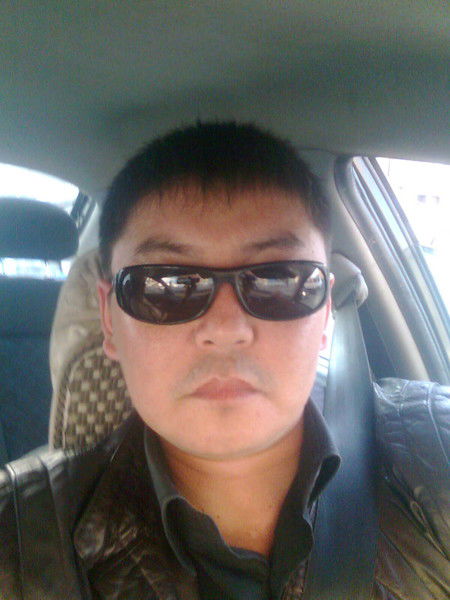 Руслан Оразов