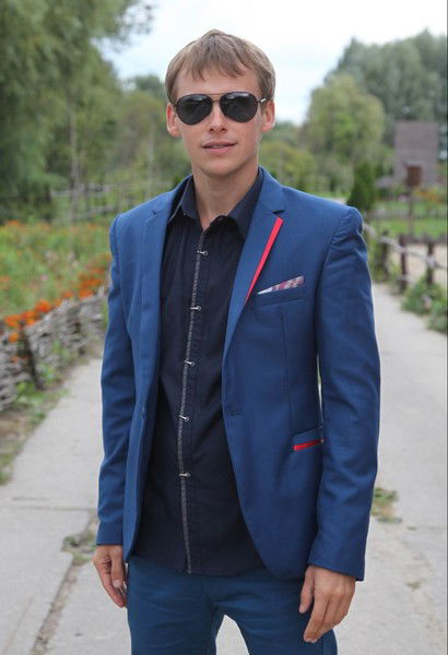 Александр Сухомлин